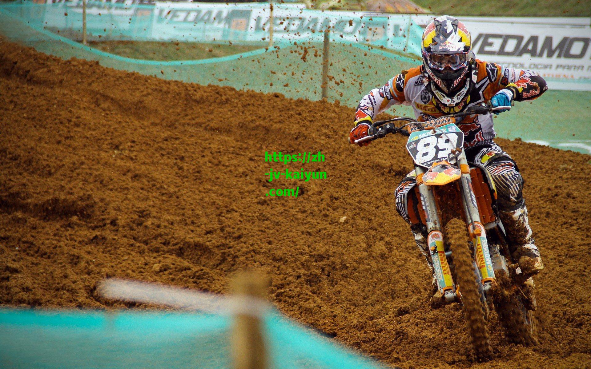 米体深度解析，那不勒斯锁定查洛巴为后防补强关键目标，夏季转会窗或掀争夺战