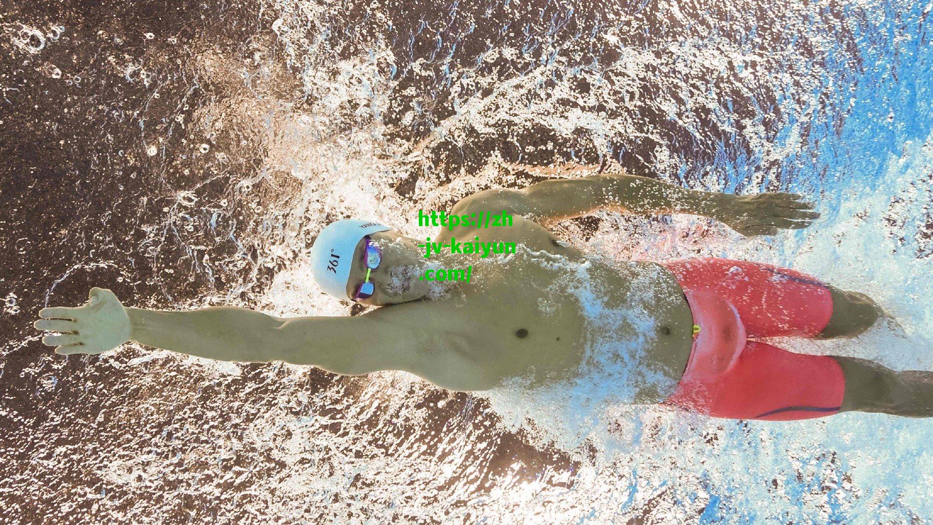 波杰姆斯基盛赞杨瀚森，传球天赋崭露头角 适应进程稳步推进