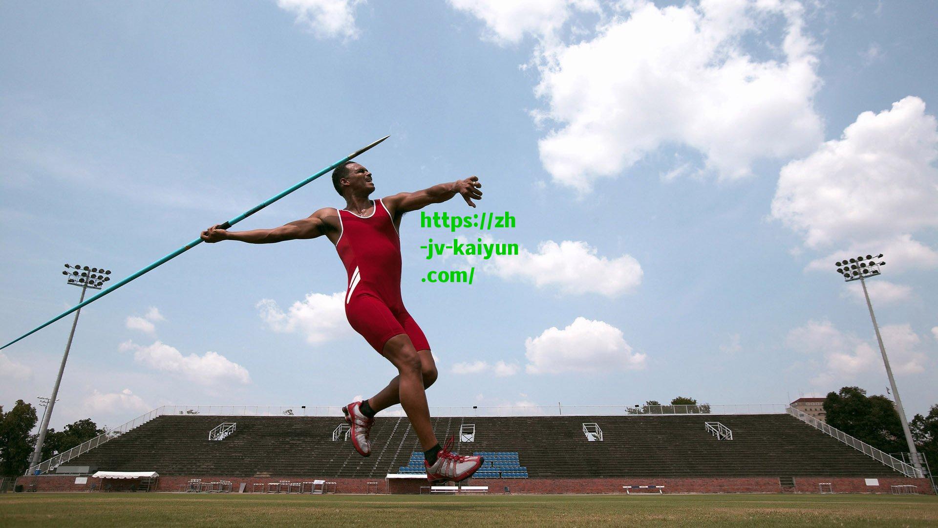 詹俊盛赞莱奥与维尔茨，欧洲足坛新星闪耀，AC米兰与勒沃库森的对决引爆热议